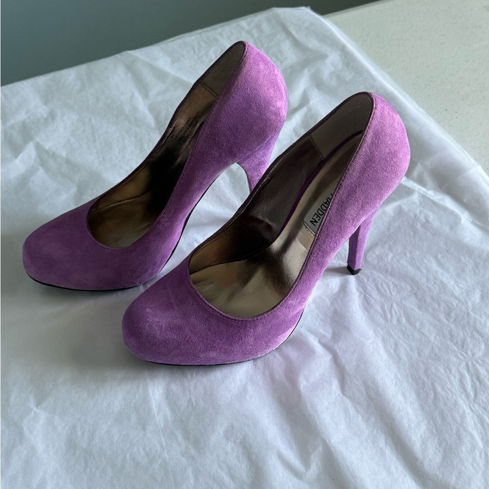 Steve Madden Vibrant Trinitie Lilac Size 6 Heels EUC